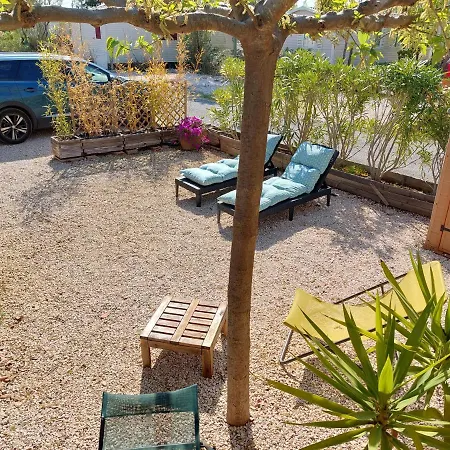 Mobil-home Bord De Campsite *