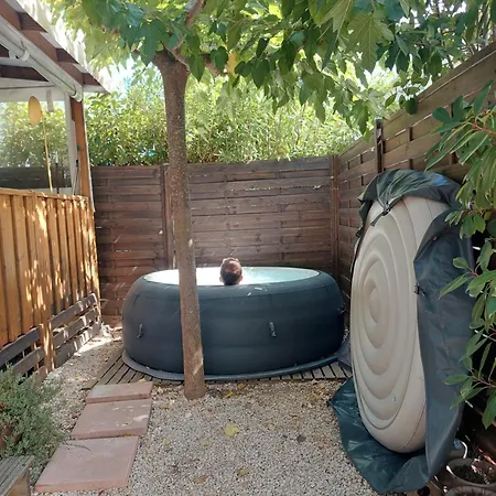 Campsite Mobil-home Bord De Hyeres